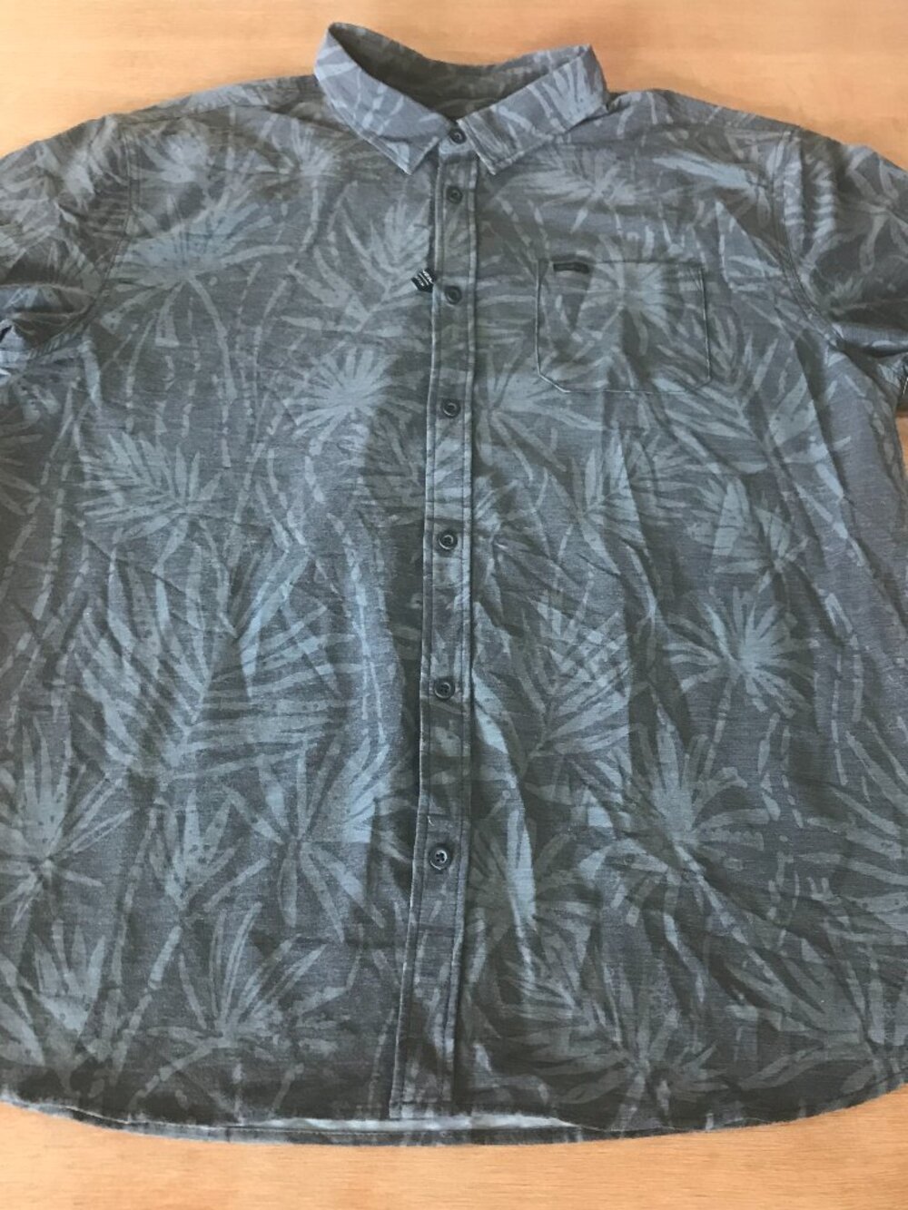 O'Neill TRVLRSERIES Hawaiian Shirt Men XXL Gray Floral Button Up UPF 50 Pocket